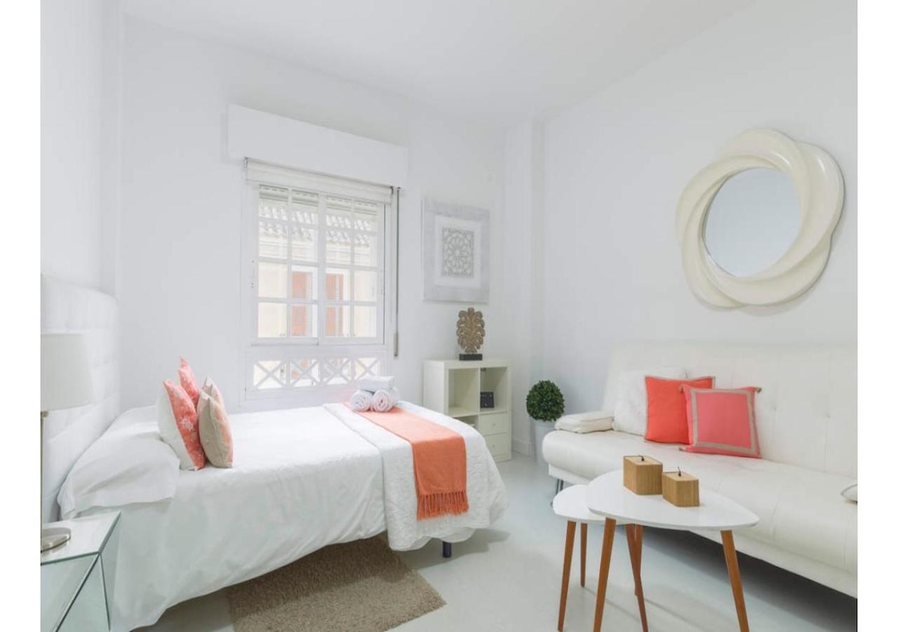 Lovely Studio At The City Heart! Málaga Eksteriør billede