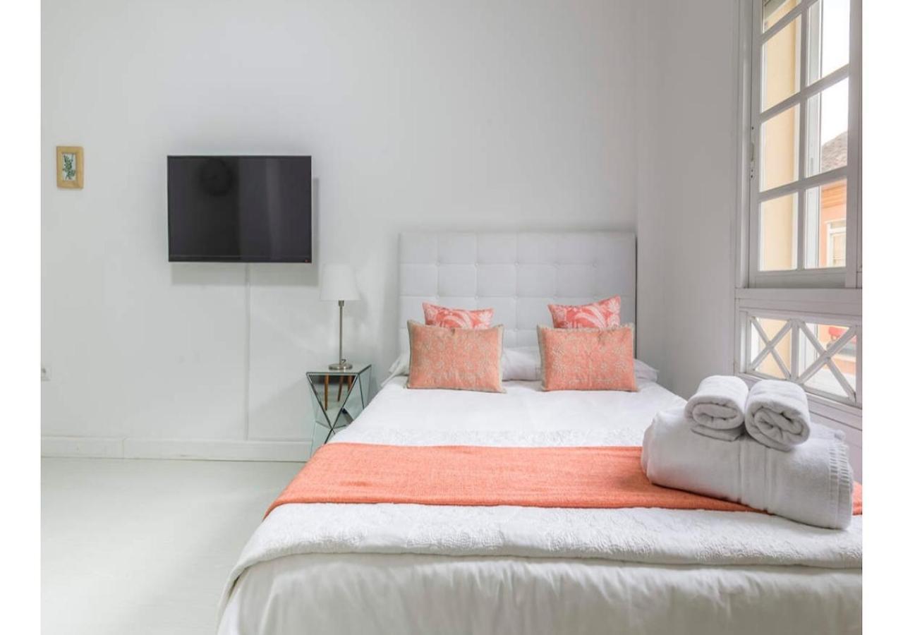 Lovely Studio At The City Heart! Málaga Eksteriør billede